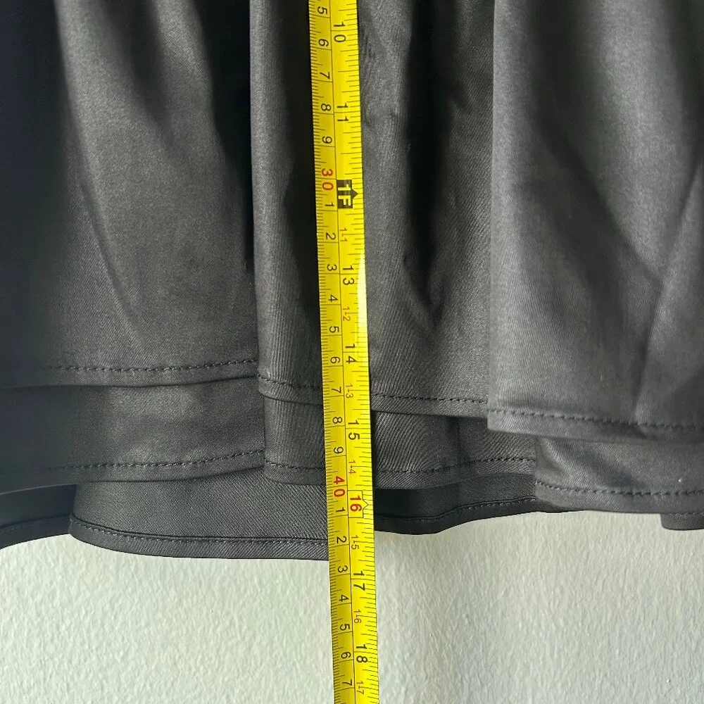 Avec Les Filles Black Faux Leather Flounce Mini Skirt Size 2 Anthropologie - Picture 8 of 8